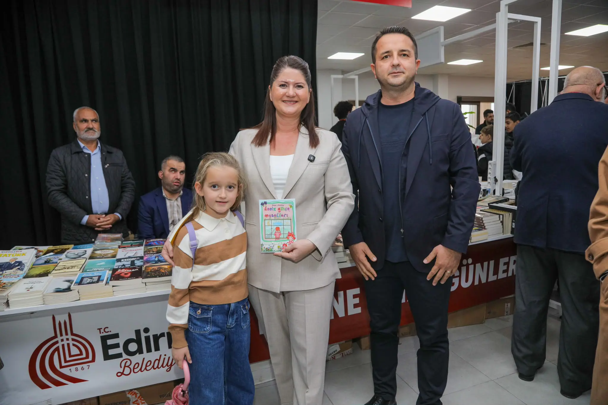 KİTAP GÜNLERİ HEYECANI BAŞLADI galeri görseli